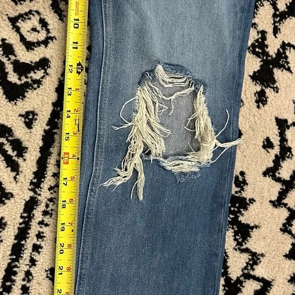 We the Free Distressed Jeans for Women - Picture 14 of 15